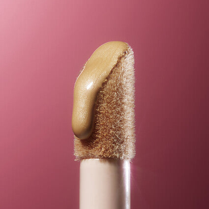 Lightweight Liquid Filter for Dewy Skin Finish